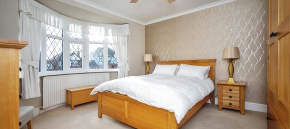 3 bedrooms House in Rochester, United Kingdom No. 10569 24