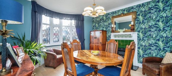 3 bedrooms House in Rochester, United Kingdom No. 10569 2