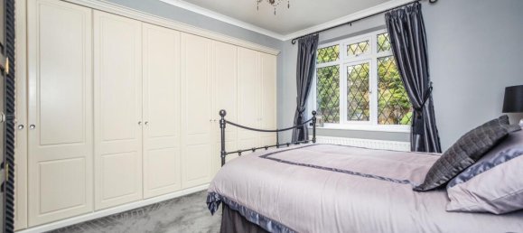 3 bedrooms House in Rochester, United Kingdom No. 10569 10