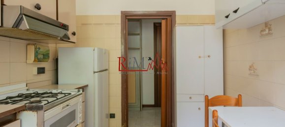 2 bedrooms Apartment in Milan, Italy No. 360513 17