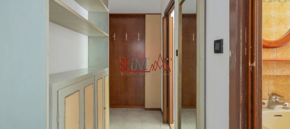2 bedrooms Apartment in Milan, Italy No. 360513 8