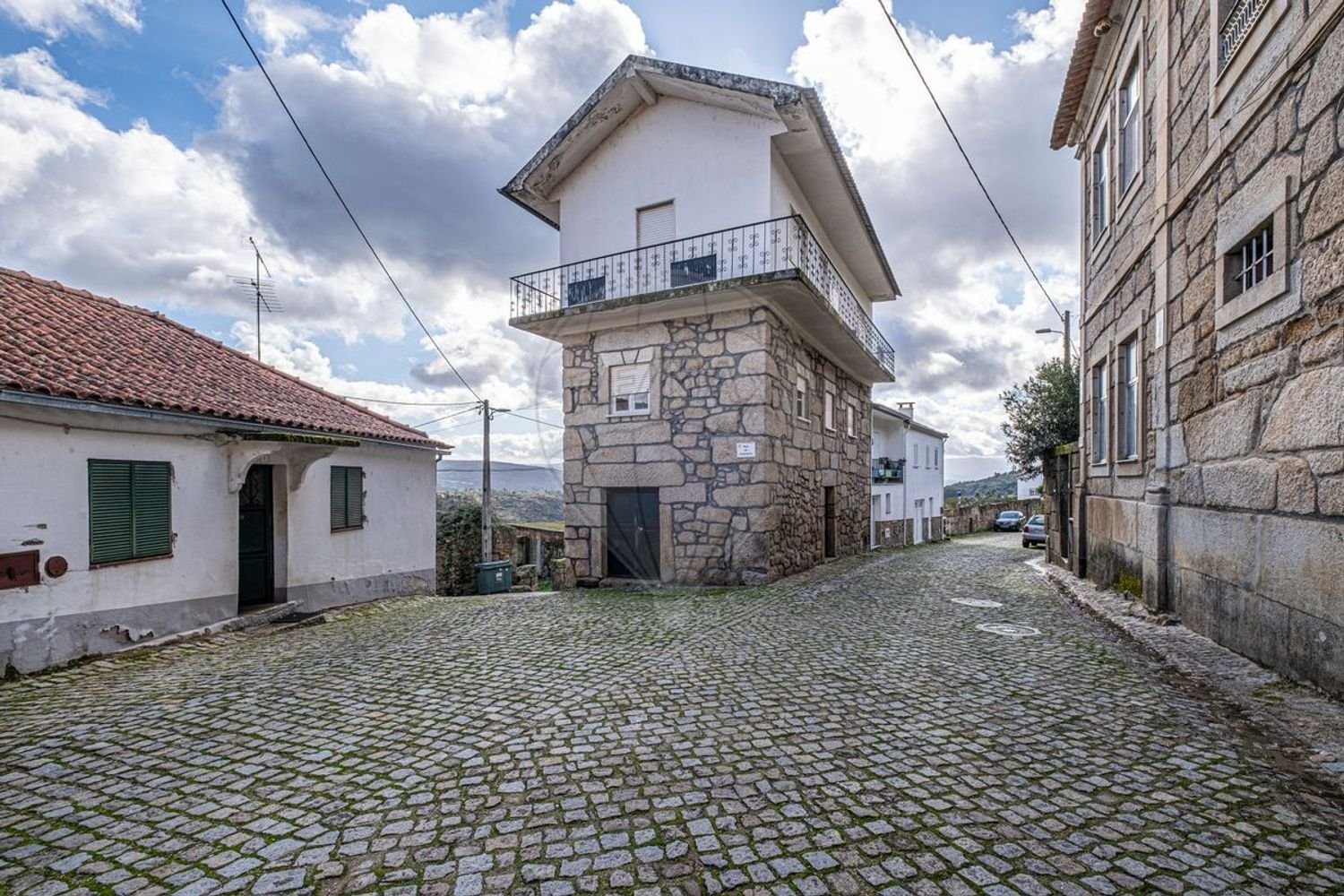 Дом с 3 спальнями в Форнуш ди Алгодриш, Португалия № 162522