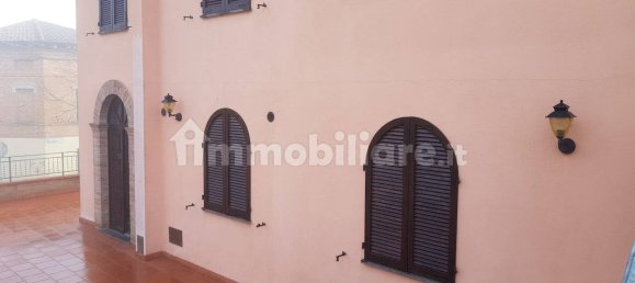 2 bedrooms Apartment in Castiglione del Lago, Italy No. 174867 2