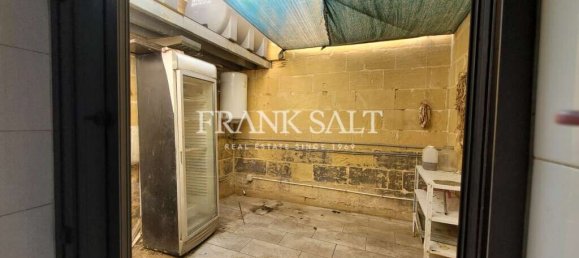 2 bedrooms Maisonette in Xaghra, Malta No. 998 6