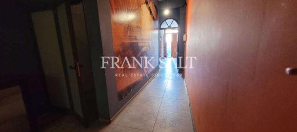 2 bedrooms Maisonette in Xaghra, Malta No. 998 7