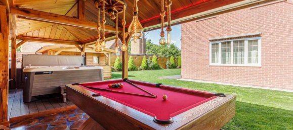 3 bedrooms House in Bromley, United Kingdom No. 13426 14