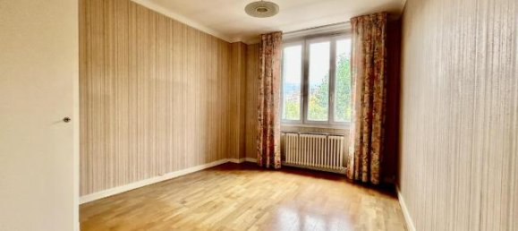 3 bedrooms Apartment in Grenoble, France No. 335600 4