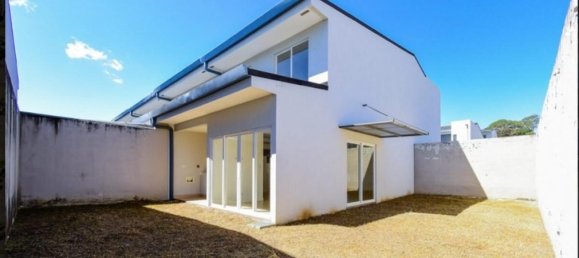 3 chambres Maison à Santa Ana, Costa Rica No. 531 4