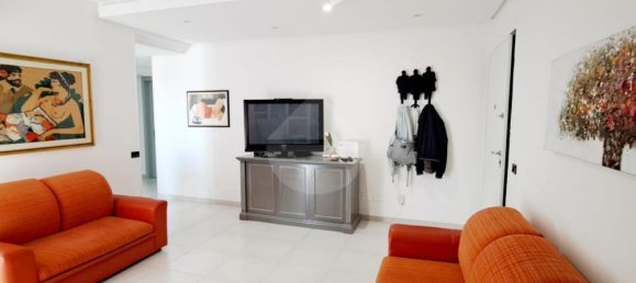 3 rooms Apartment in Bari, Italy No. 296442 11