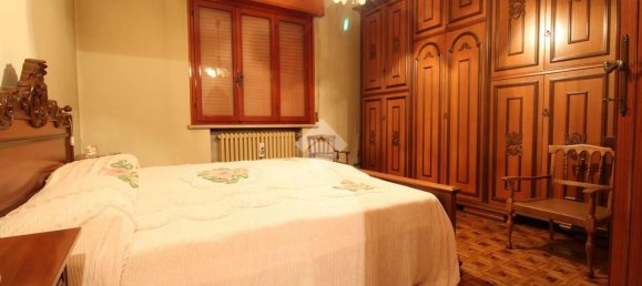 5 bedrooms Villa in Suzzara, Italy No. 363434 12