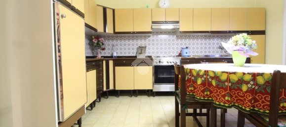 5 bedrooms Villa in Suzzara, Italy No. 363434 9