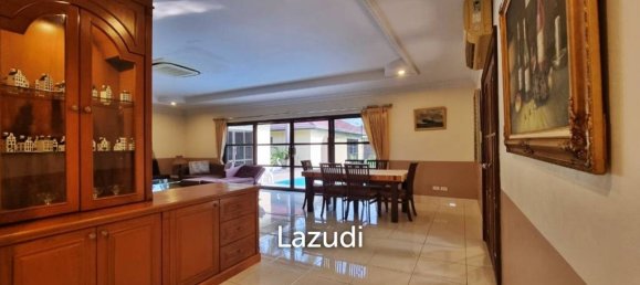 4 bedrooms Villa in Pattaya, Thailand No. 25416 5