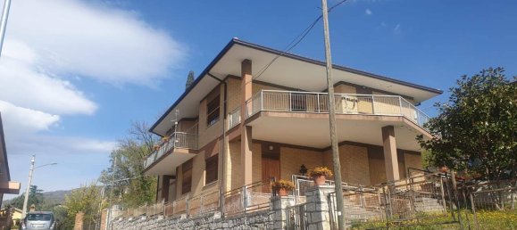 12-salle Villa à Torricella Sicura, Italy No. 159343 4