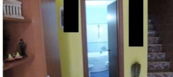 Casa de 4 divisões em Messina, Italy N.º 37117 11