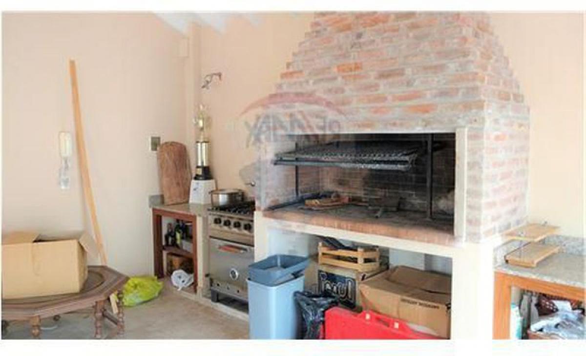 3 bedrooms House in Buenos Aires, Argentina No. 87307