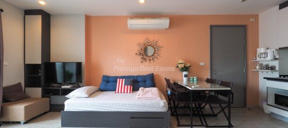 2 bedrooms Condo in Pattaya, Thailand No. 24614 5