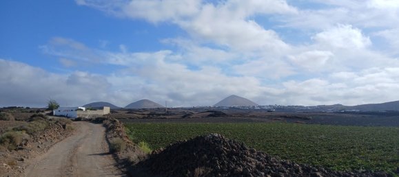 2 bedrooms House in Tias, Spain No. 143498 2