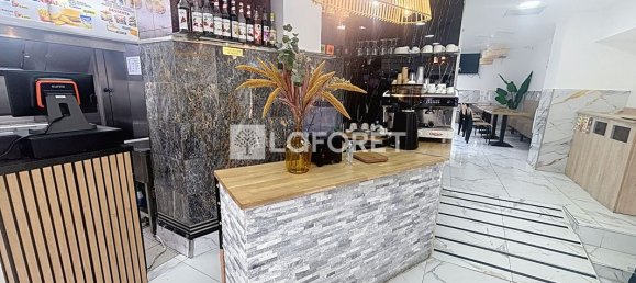 95m² Commercial property in Villejuif, France No. 141674 5