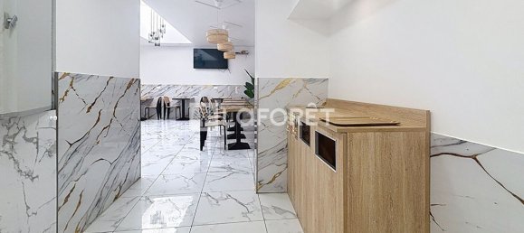 95m² Commercial property in Villejuif, France No. 141674 7