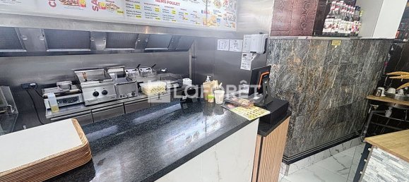 95m² Commercial property in Villejuif, France No. 141674 6