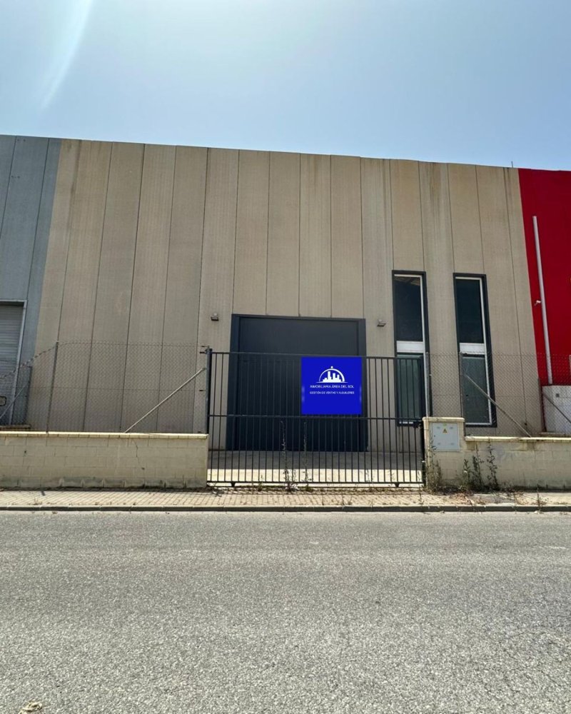 Склад 657м² в Гранада, Испания № 151230