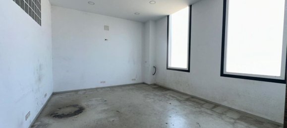 Склад 657м² в Гранада, Испания № 151230 9