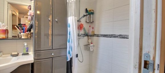 3 bedrooms House in Montreuil, France No. 314948 6