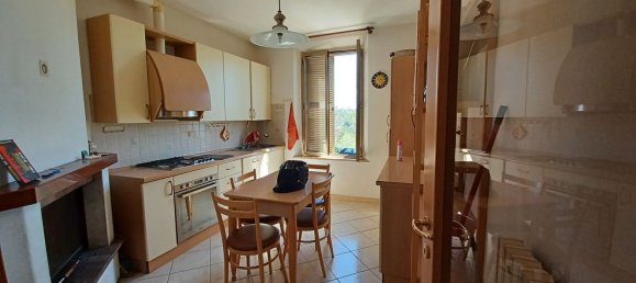 4-Zimmer Wohnung in Urbino, Italy, Nr. 215576 2