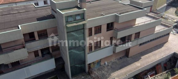 Edifício em Cesano Maderno, Italy 2360 m² N.º 49191 3