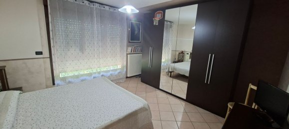 5 Schlafzimmer Doppelhaus in Salsomaggiore Terme, Italy, Nr. 340857 27