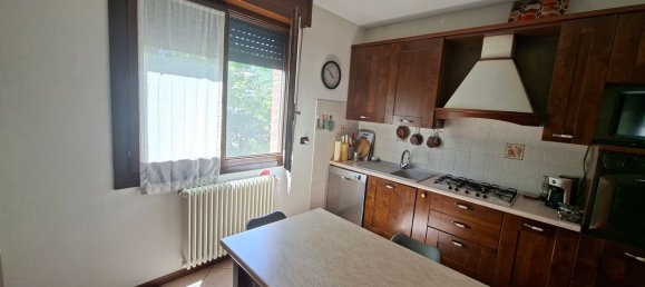5 Schlafzimmer Doppelhaus in Salsomaggiore Terme, Italy, Nr. 340857 11
