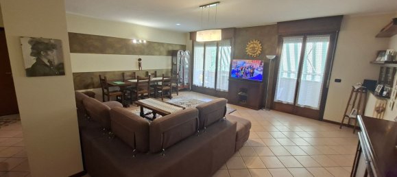 5 Schlafzimmer Doppelhaus in Salsomaggiore Terme, Italy, Nr. 340857 3