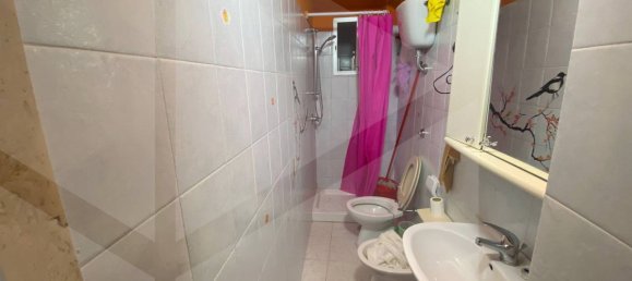 1غرفة عقار تجاري في Bari, Italy رقم 33830 8