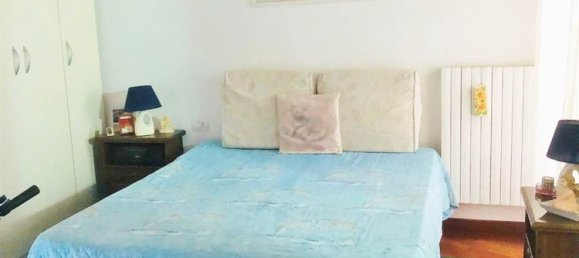 2 Schlafzimmer Doppelhaus in Salerno, Italy, Nr. 325709 7