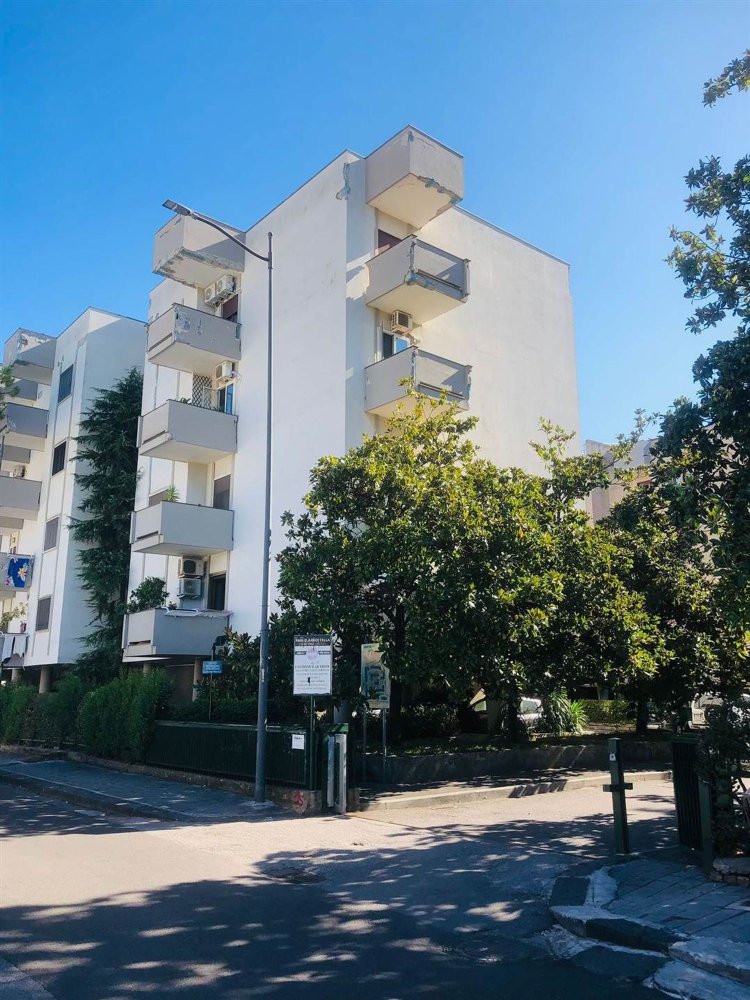 2 Schlafzimmer Doppelhaus in Salerno, Italy, Nr. 325709