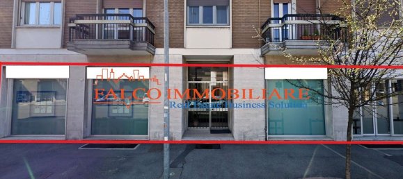 212m² Commercial property in Novara, Italy No. 361864 2
