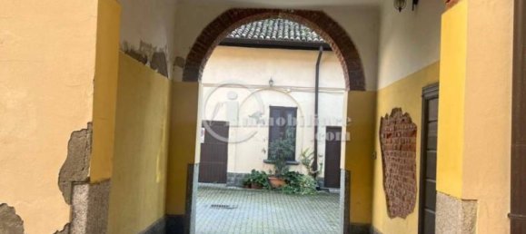 Квартира с 1 спальней в Корсико, Италия № 113323 11