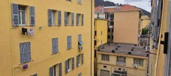 2-salle Appartement à Genoa, Italy No. 76323 17