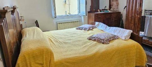 2-salle Appartement à Genoa, Italy No. 76323 12