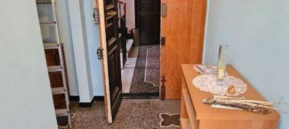 2-salle Appartement à Genoa, Italy No. 76323 4