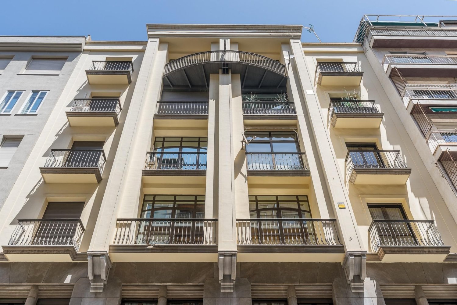 4 bedrooms Apartment in Granada, Spain No. 202248