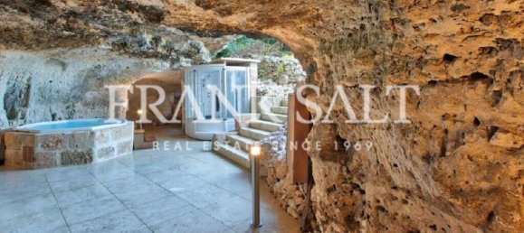 Granja de 3 dormitorios en Saint Paul's Bay, Malta No. 6729 9