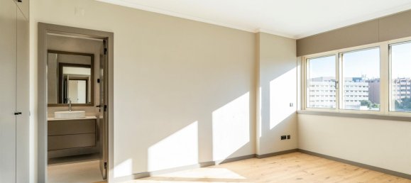 4 chambres Duplex à Porto, Portugal No. 117599 24