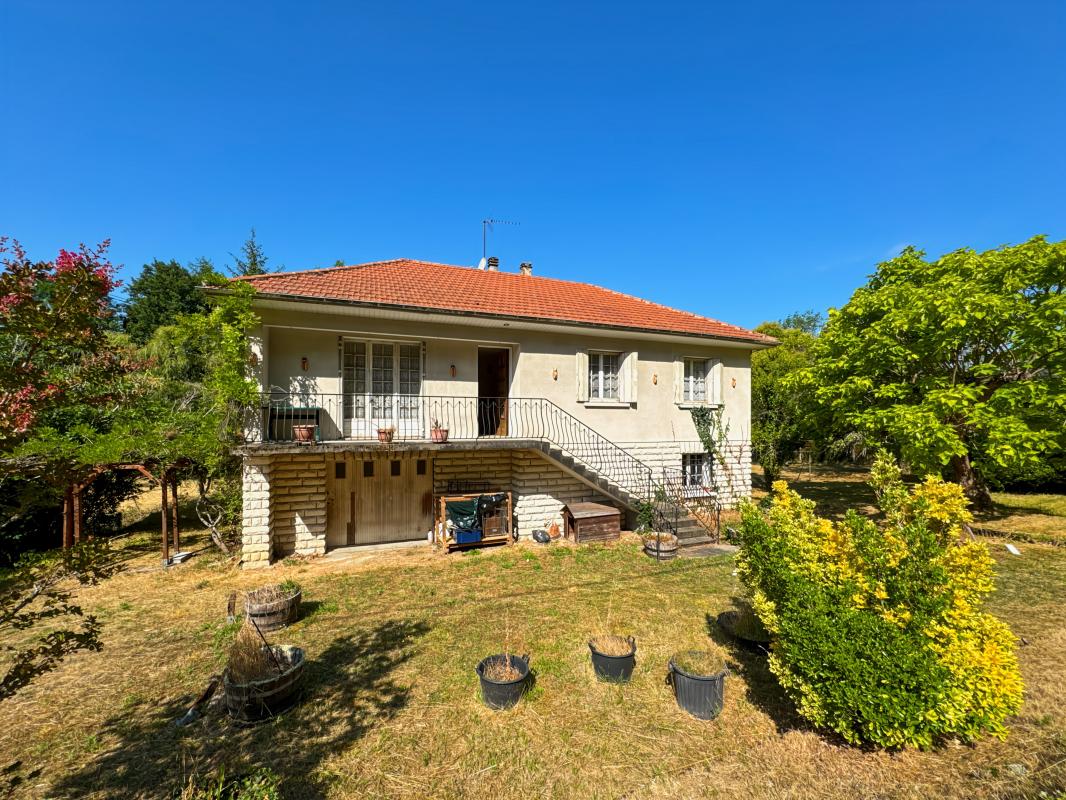 4 chambres Maison à Neuvic, France No. 294516