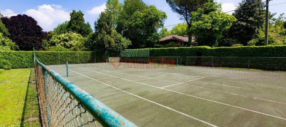 Terreno en Tradate, Italy 1355 m² No. 132324 7