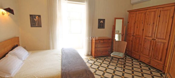 2 bedrooms Townhouse in Sliema, Malta No. 3747 6