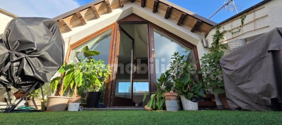 2 bedrooms Penthouse in Terni, Italy No. 351602 2