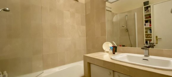 2 bedrooms Apartment in La Celle-Saint-Cloud, France No. 163602 9