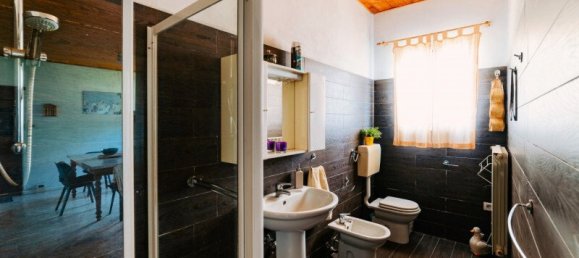 5 Schlafzimmer Haus in Curtatone, Italy, Nr. 128611 13