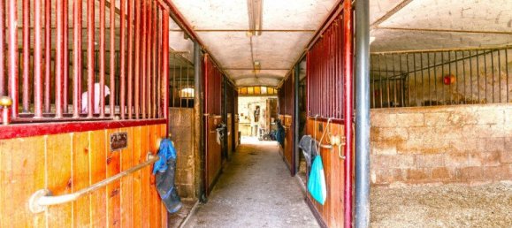 5 Schlafzimmer Haus in Curtatone, Italy, Nr. 128611 20